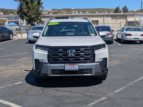 New 2026 Honda Pilot EX-L image 2