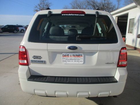 Used 2009 Ford Escape XLS image 5