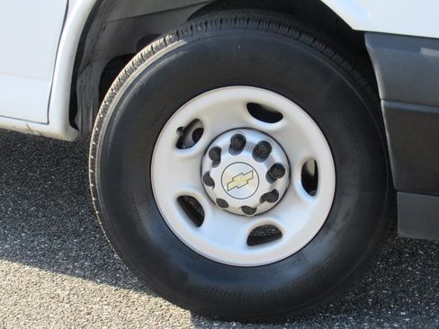 Used 2023 Chevrolet Express 2500 Extended w/ Driver Convenience Package image 7