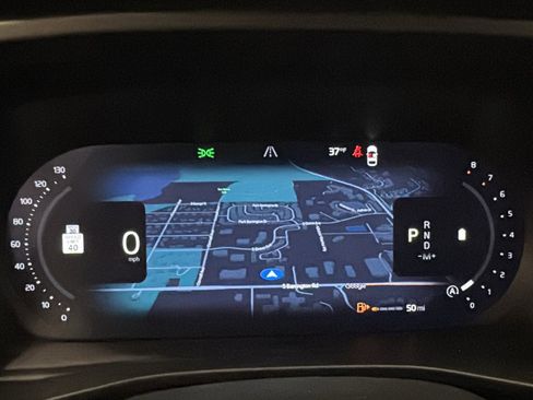 Used 2026 Volvo XC40 B5 Plus w/ Protection Package Premier image 15