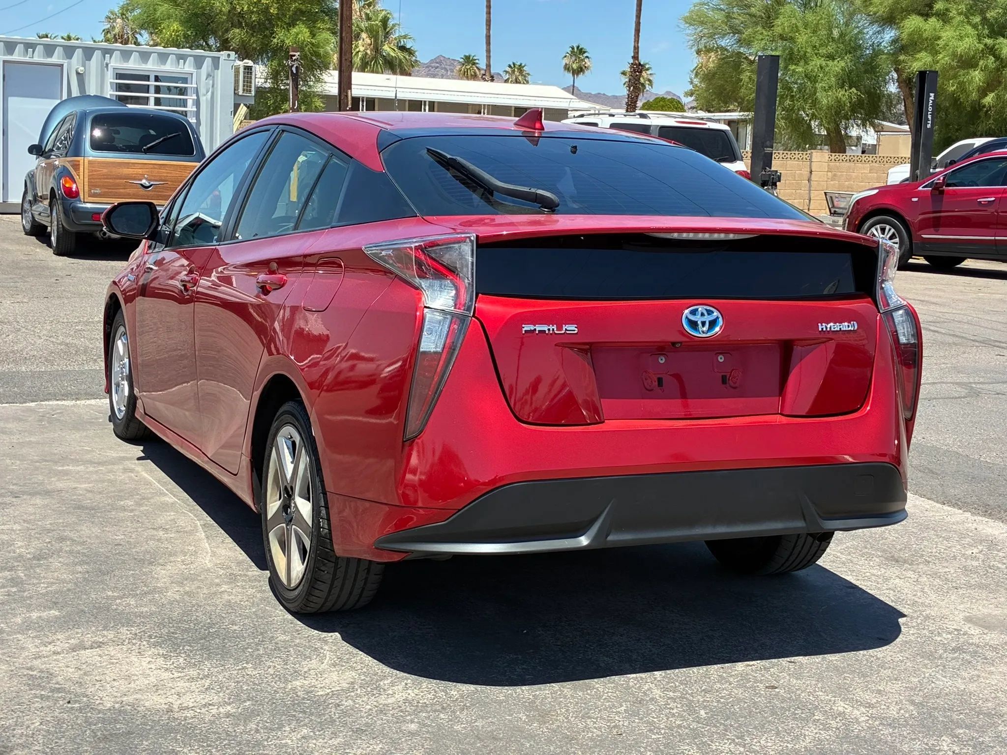 Used 2016 Toyota Prius Four Touring FWD image 4