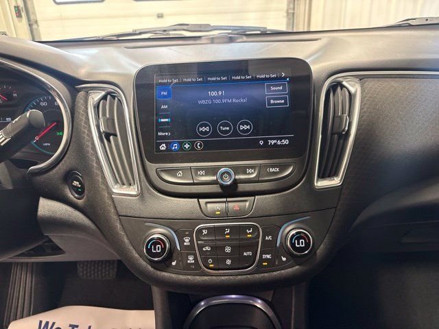Used 2020 Chevrolet Malibu LT FWD image 18