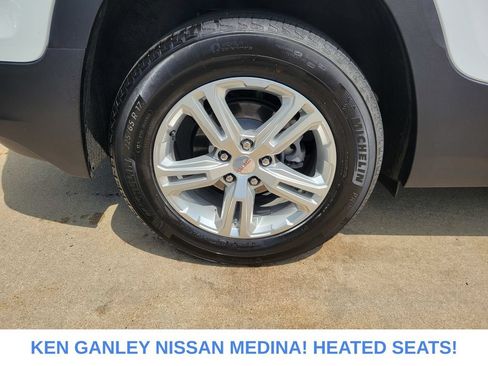 Used 2024 GMC Terrain SLE w/ Driver Convenience Package FWD image 21