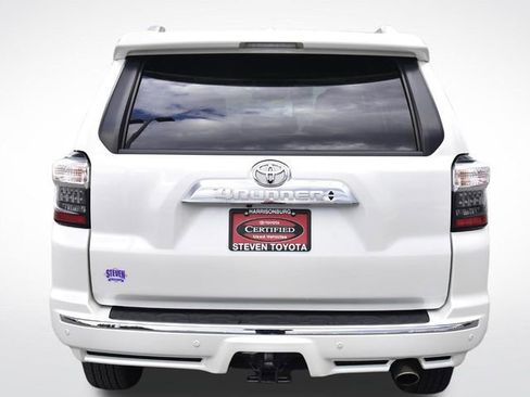 Used 2021 Toyota 4Runner Limited image 8