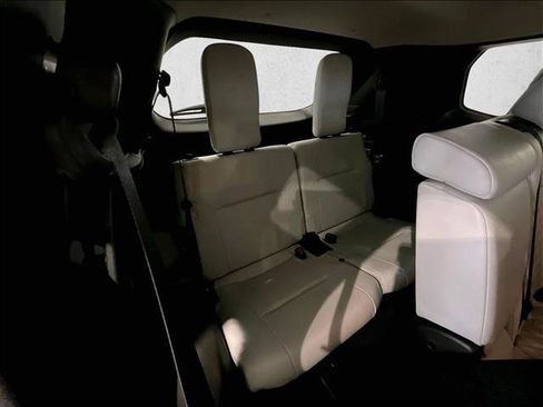 Used 2023 Mitsubishi Outlander SEL FWD image 30