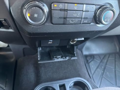 Used 2018 Ford F150 XLT image 23