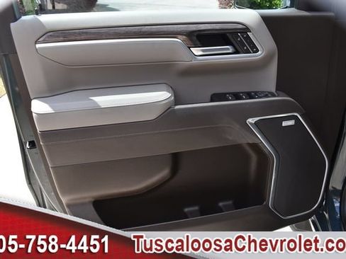 Used 2025 Chevrolet Silverado 1500 LTZ AWD/4WD image 16