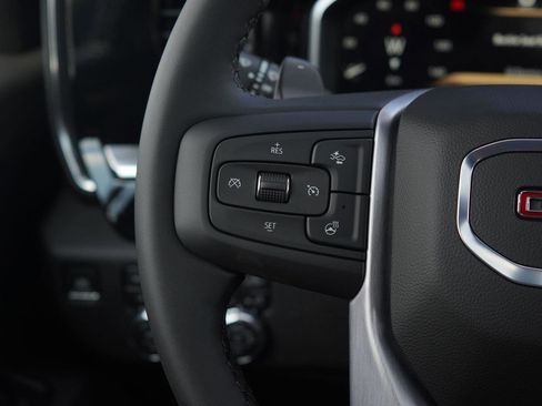 New 2026 GMC Sierra 1500 SLT w/ SLT Convenience Package image 16