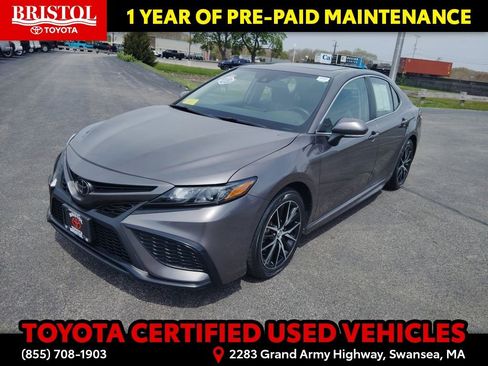 Certified 2023 Toyota Camry SE w/ Cold Weather Package AWD/4WD image 3