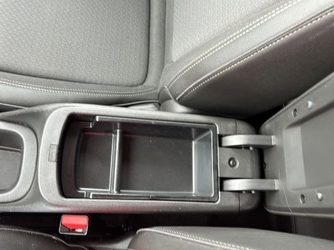 Used 2023 Buick Encore GX Select w/ Sport Touring Package FWD image 15