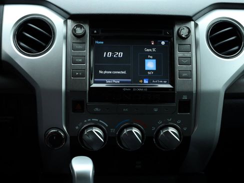 Used 2018 Toyota Tundra SR5 image 10