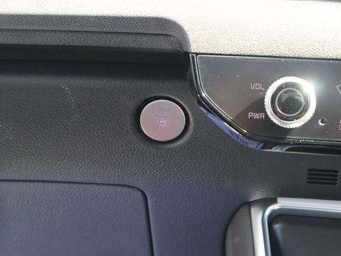 New 2026 Kia Carnival SX FWD image 31