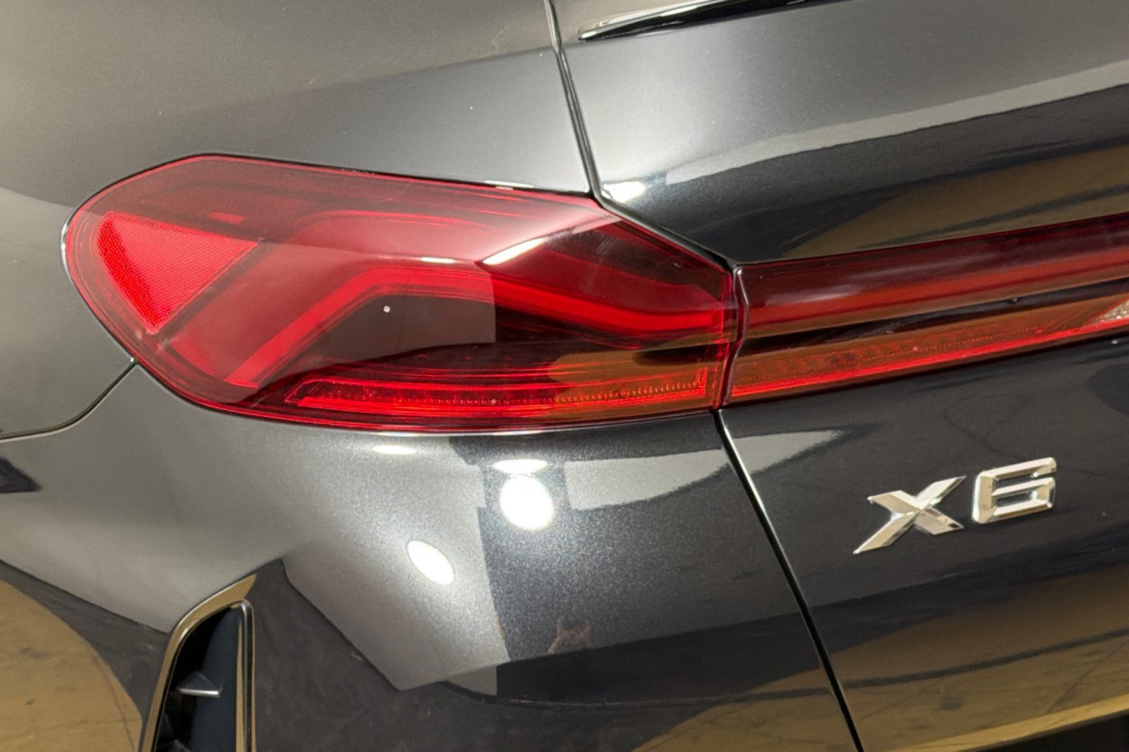 Used 2026 BMW X6 xDrive40i AWD/4WD image 25