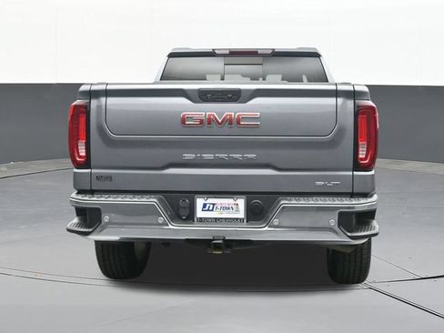 Used 2021 GMC Sierra 1500 SLT w/ SLT Premium Plus Package AWD/4WD image 11