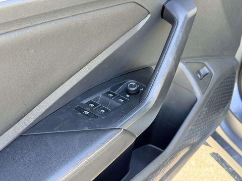 Used 2025 Volkswagen Jetta Sport FWD image 22
