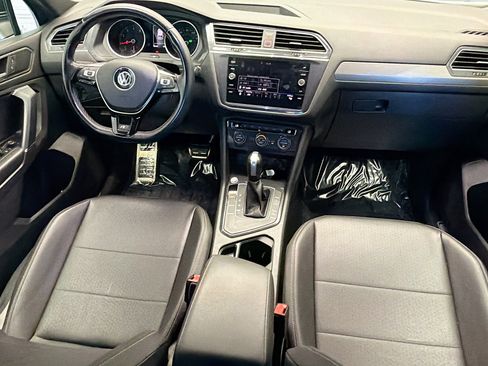 Used 2020 Volkswagen Tiguan SE R-Line image 12