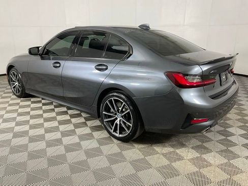 Used 2022 BMW 330i xDrive Sedan w/ Premium Package image 4