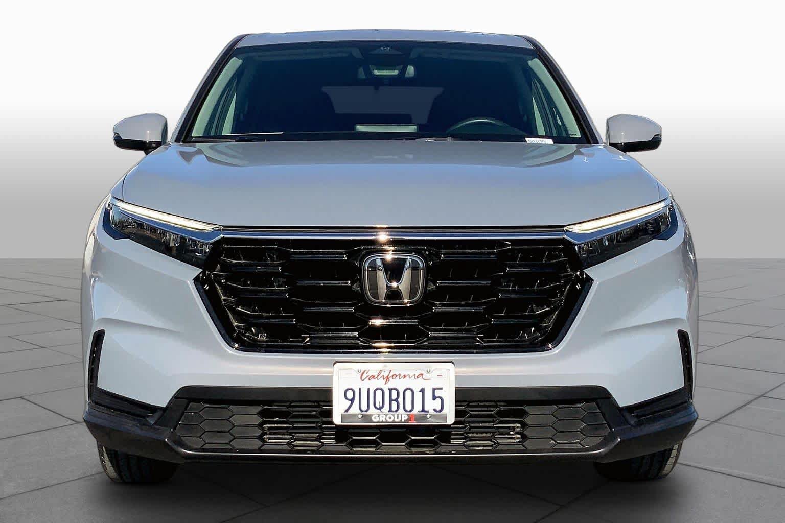 Used 2025 Honda CR-V EX image 3