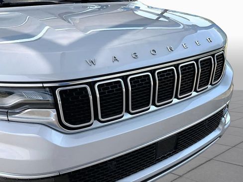 Used 2022 Jeep Wagoneer Series II w/ Premium Group I AWD/4WD image 30