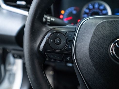 Used 2022 Toyota Corolla SE image 18