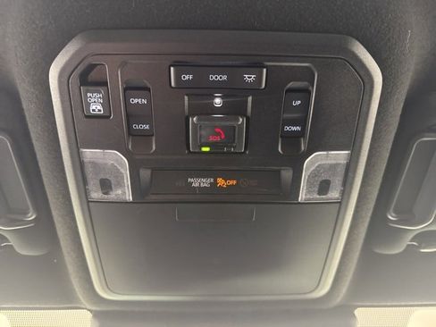 Used 2025 Toyota 4Runner TRD Off-Road Premium image 14