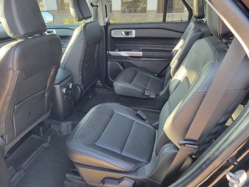 Used 2022 Ford Explorer Limited AWD/4WD image 11