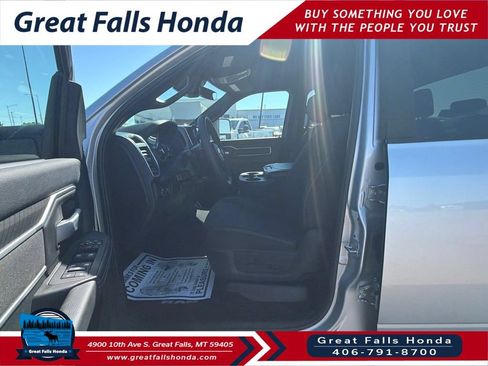 Used 2026 RAM 2500 Big Horn AWD/4WD image 11