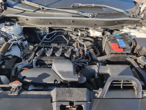 Used 2024 Honda CR-V EX image 12