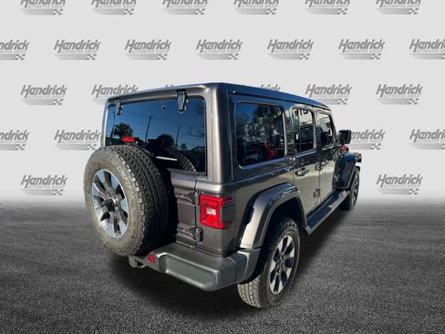 Used 2021 Jeep Wrangler Unlimited Sahara image 8