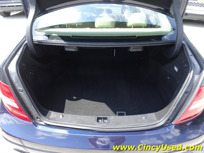 Used 2012 Mercedes-Benz C 300 4MATIC Sedan image 27