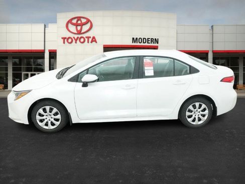 New 2026 Toyota Corolla LE image 9