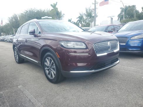 Used 2021 Lincoln Nautilus FWD image 19