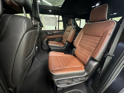 Certified 2023 GMC Yukon Denali Ultimate image 27