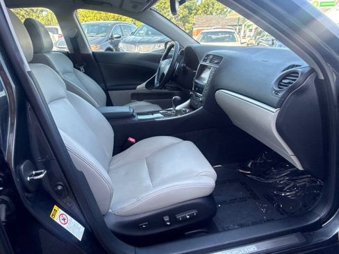 Used 2011 Lexus IS 250 AWD w/ Luxury Plus Value Edition image 17