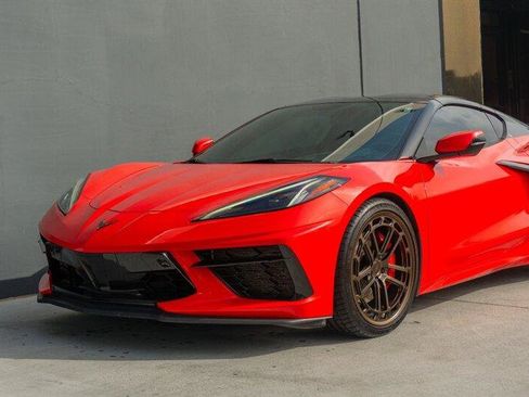 Used 2020 Chevrolet Corvette w/ 2LT Preferred Equipment Group image 19