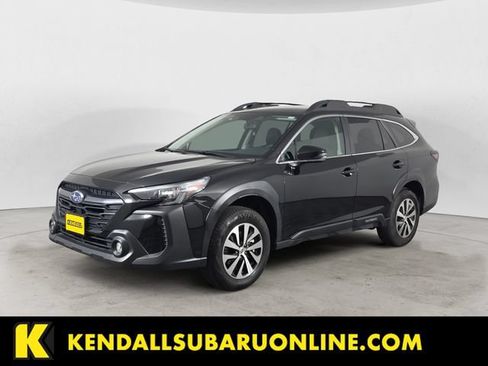 Certified 2025 Subaru Outback Premium AWD/4WD image 1
