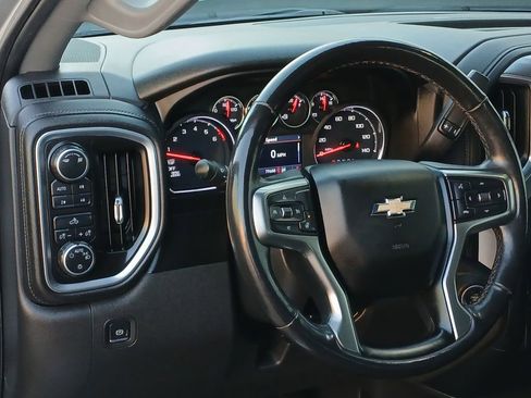 Used 2019 Chevrolet Silverado 1500 LT w/ Texas Edition image 18