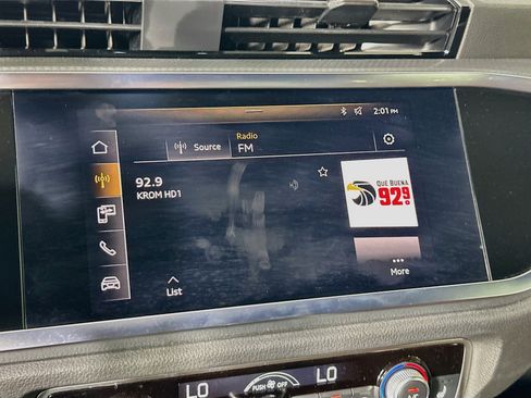 Used 2019 Audi Q3 2.0T Premium w/ Convenience Package AWD/4WD image 21