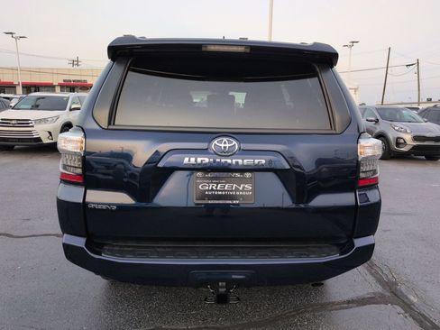 Certified 2024 Toyota 4Runner SR5 Premium w/ Moonroof Package AWD/4WD image 4