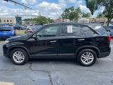 Used 2015 Kia Sorento LX image 5
