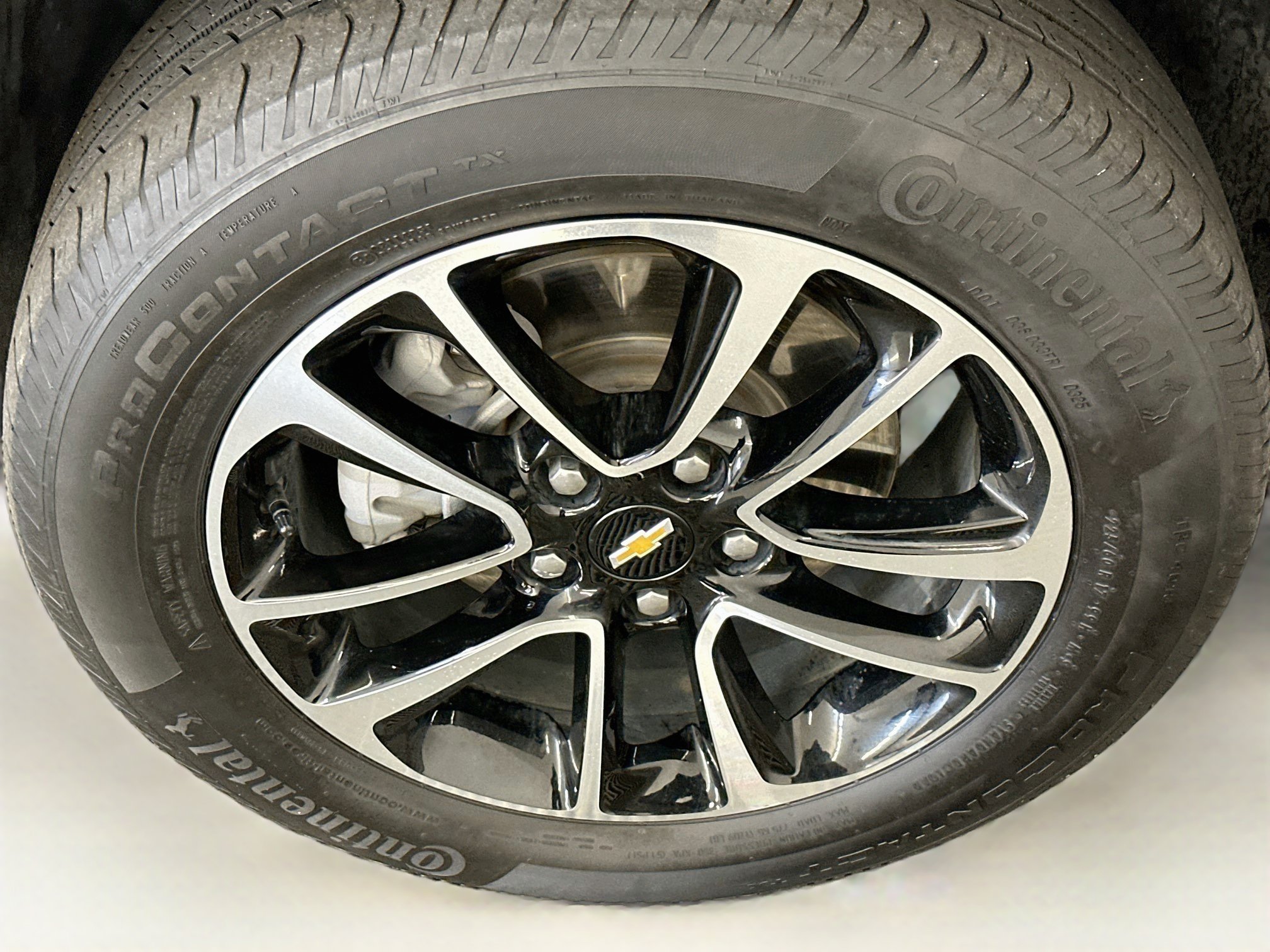 Used 2025 Chevrolet TrailBlazer LT AWD/4WD image 34