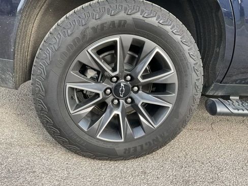 Used 2023 Chevrolet Tahoe Z71 w/ Luxury Package image 11