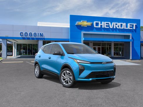 New 2027 Chevrolet Bolt LT FWD image 1