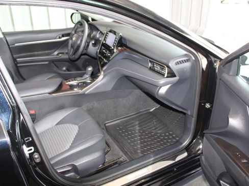Used 2024 Toyota Camry SE FWD image 34