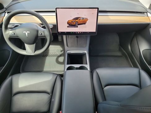 Used 2023 Tesla Model 3 Standard Range RWD image 16