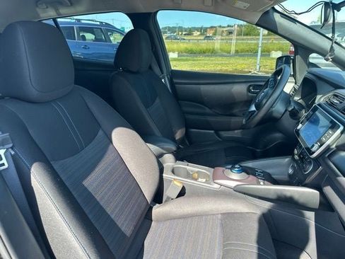 Used 2022 Nissan Leaf S FWD image 11
