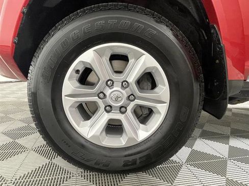 Certified 2024 Toyota 4Runner SR5 Premium w/ Moonroof Package AWD/4WD image 26