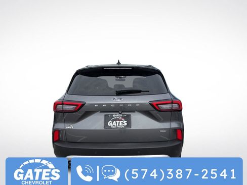 Used 2024 Ford Escape SE w/ PHEV Premium Package image 5