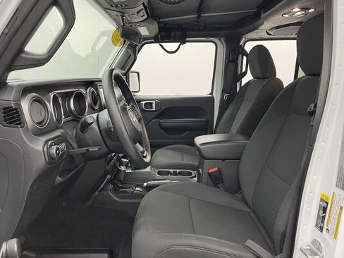 Used 2021 Jeep Wrangler Unlimited Sport AWD/4WD image 15