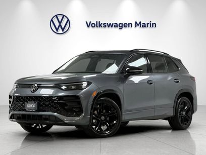 New 2026 Volkswagen Tiguan SE R-Line